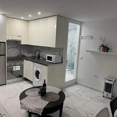 Heart Of Cristianos Modern Close To The Sea In Tenerife Apartment *